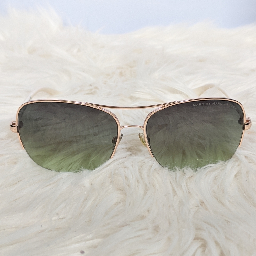 Marc Marc Jacobs Green Aviator Sunglasses w/Case